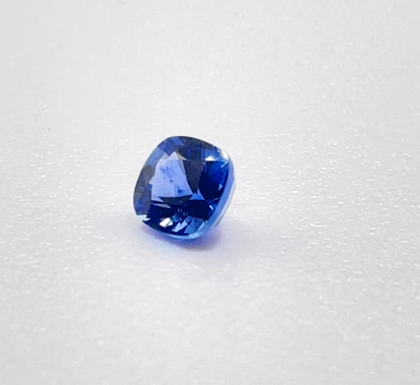 Ceylon Blauer Saphir (H) 1,37 Ct - Image 3